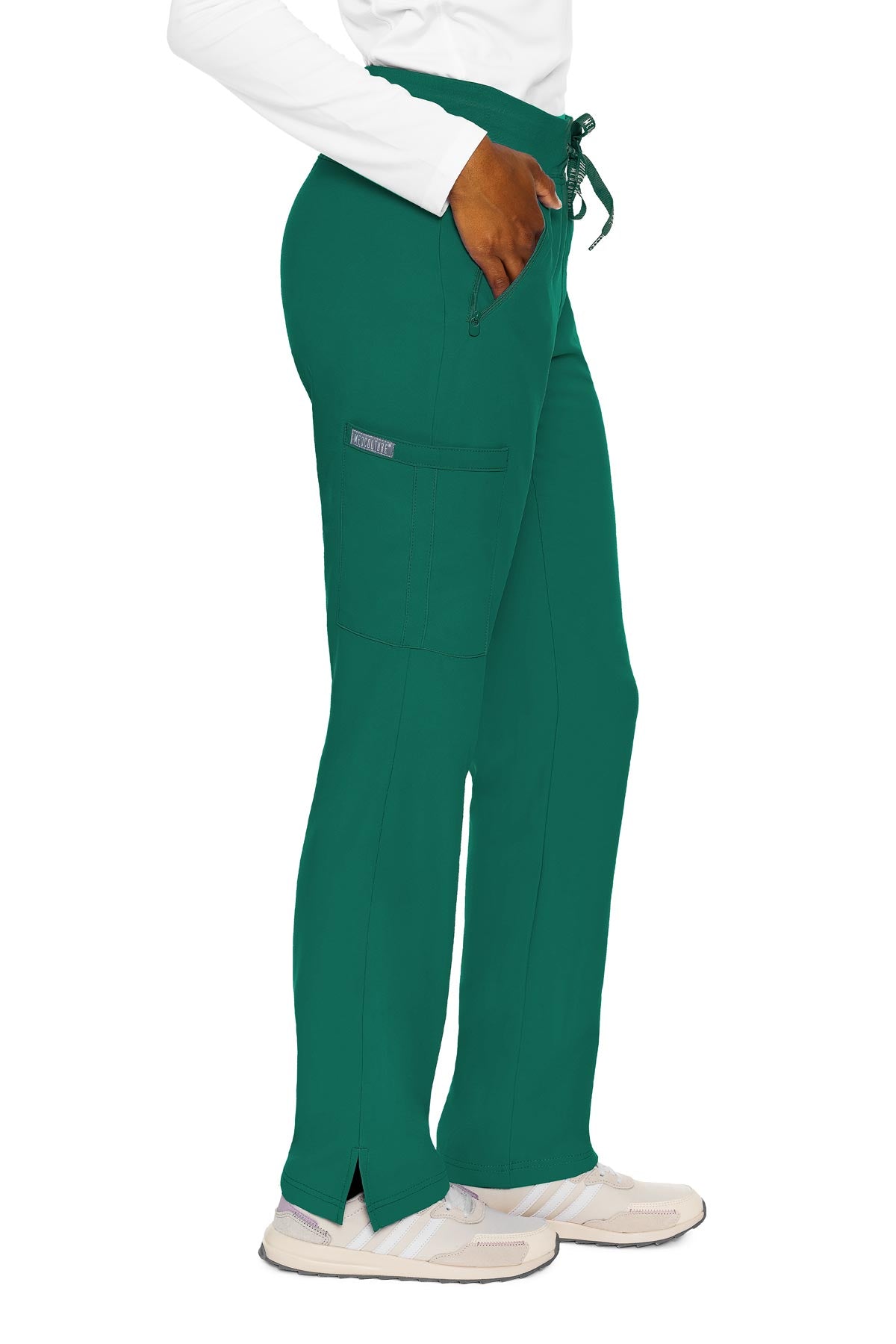 Med Couture 2702 Insight Women's Zipper Pocket Pant - TALL – Valley West  Uniforms